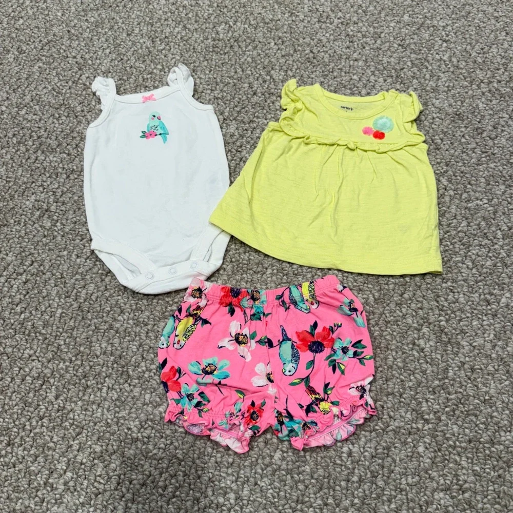 Carter's Baby Girls 3 Piece Outfit Set Floral‎ Size 6 Months